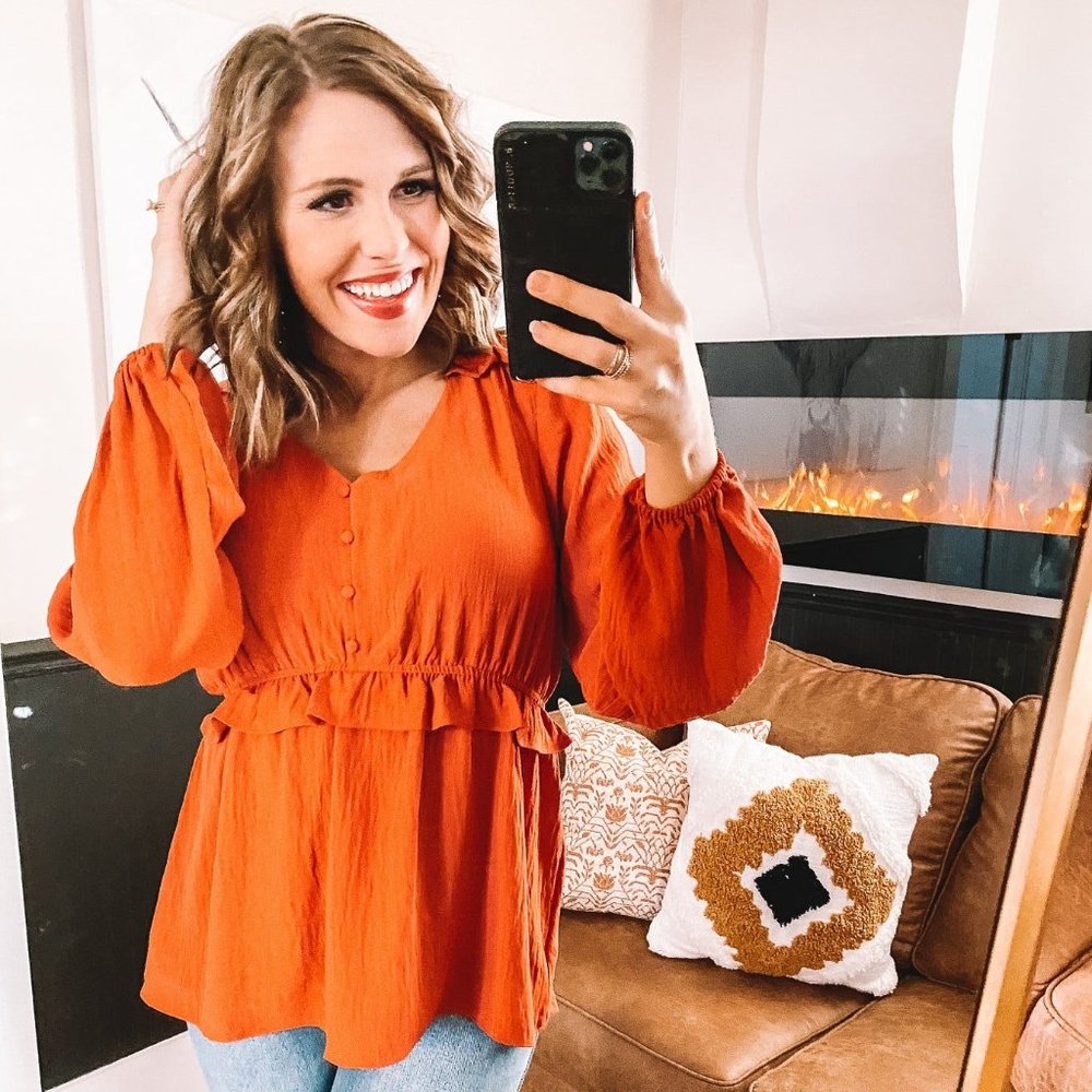 Boutique | Crinkle Knit Button Loop Ruffle Blouse | Rust Orange | Plus Size 1X